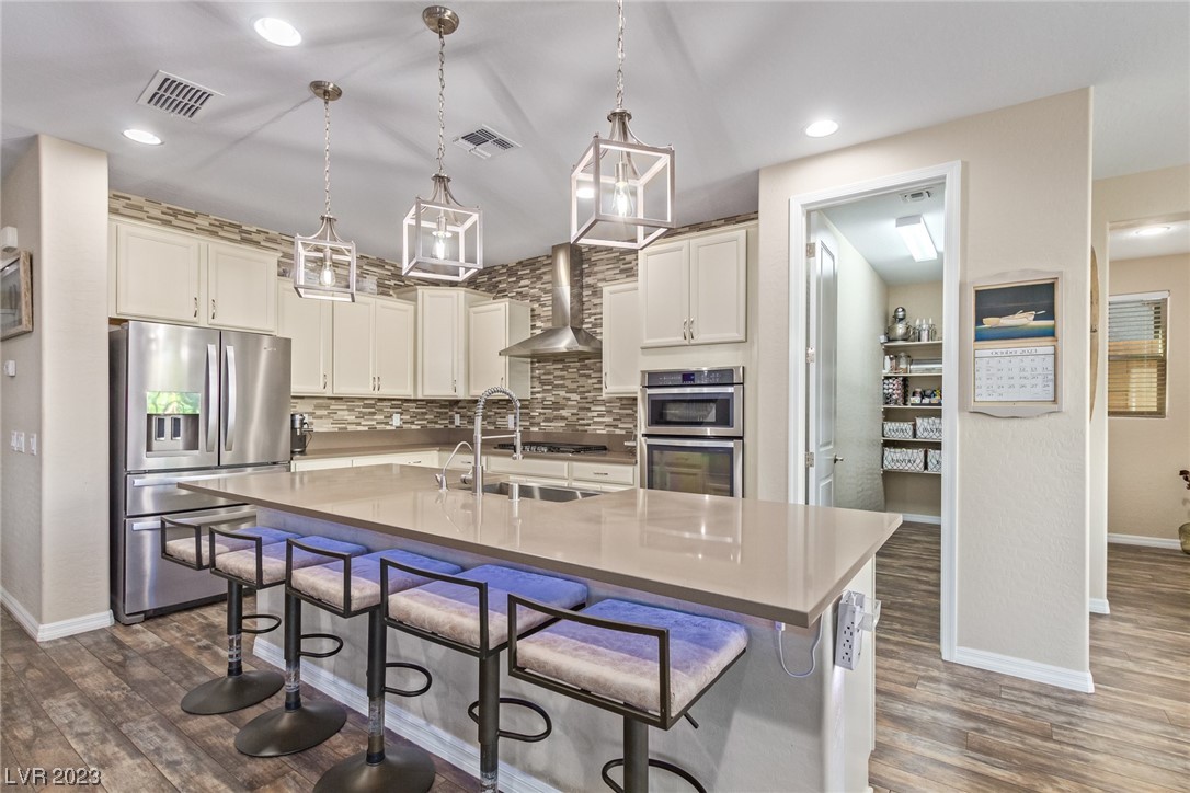 9952 Celestial Cliffs Avenue