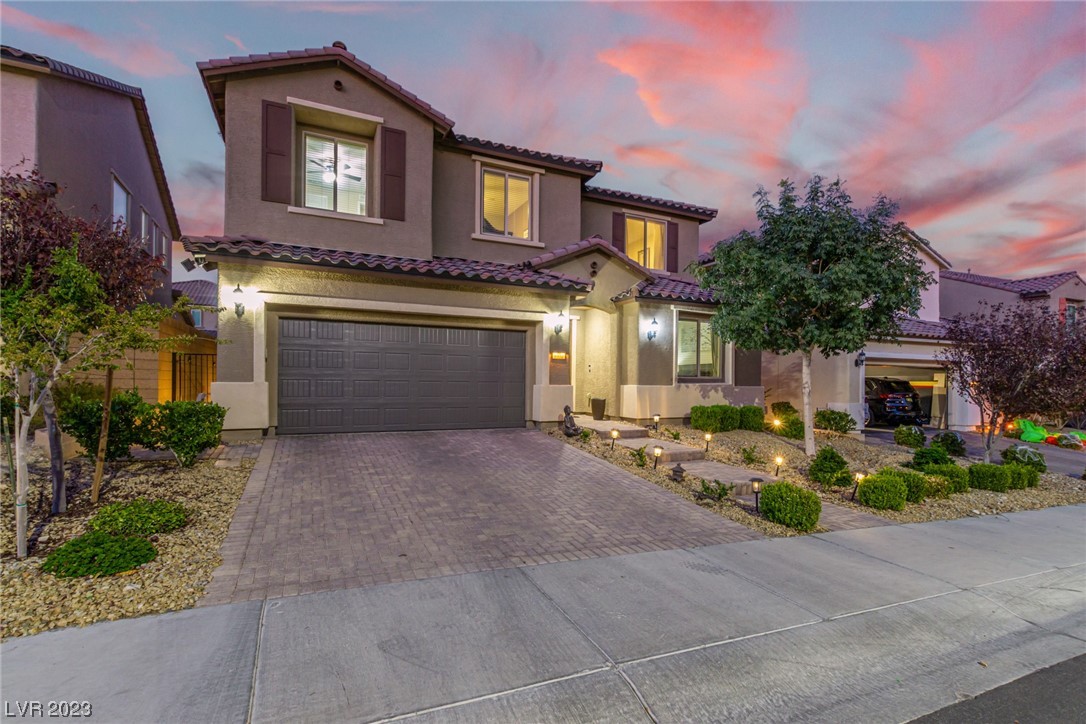 9952 Celestial Cliffs Avenue