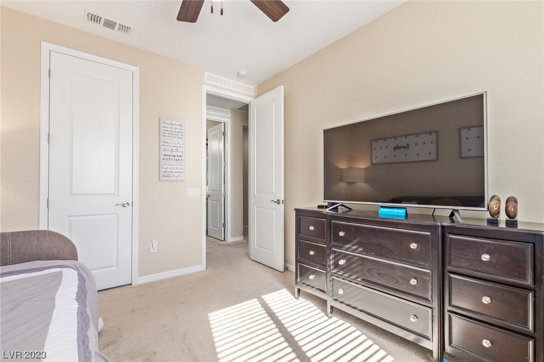 9952 Celestial Cliffs Avenue