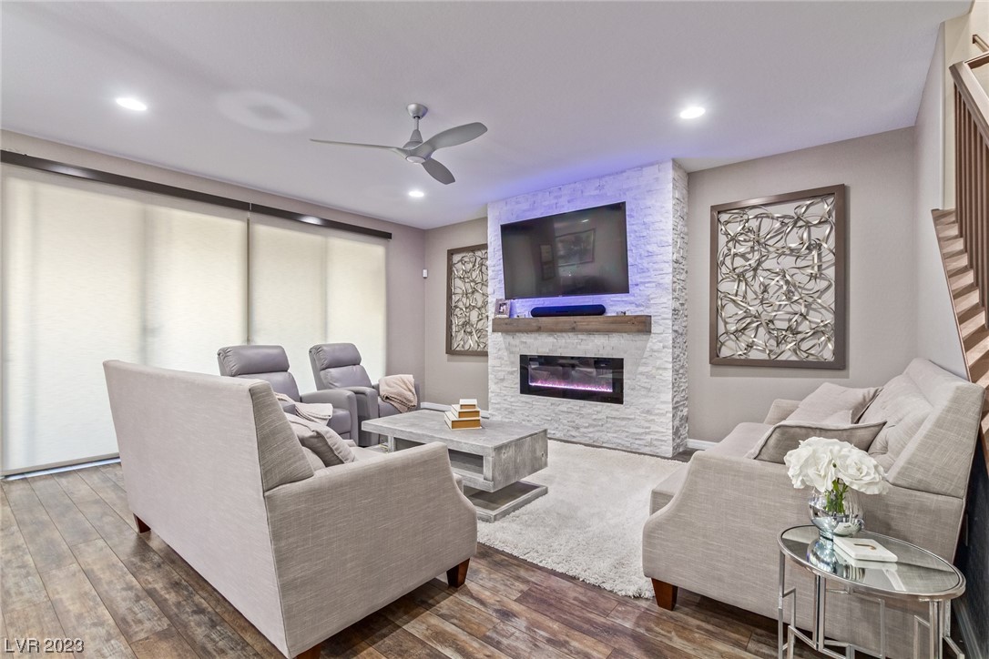 9952 Celestial Cliffs Avenue