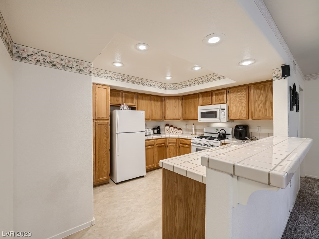 7950 West Flamingo Road 1166