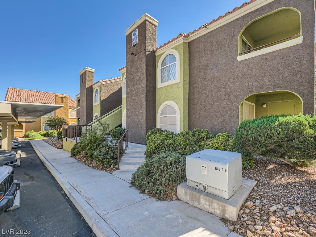 7950 West Flamingo Road 1166