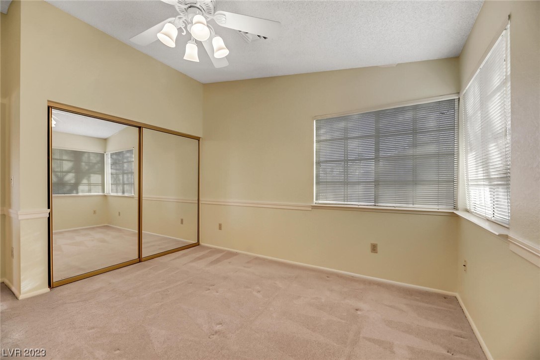 8432 Dry Cliff Circle