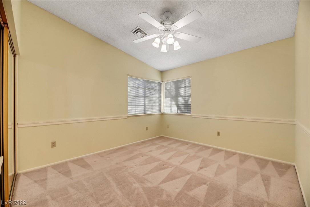 8432 Dry Cliff Circle