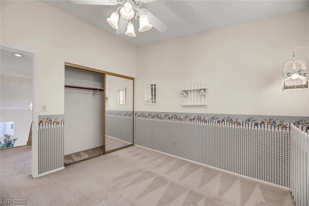 8432 Dry Cliff Circle