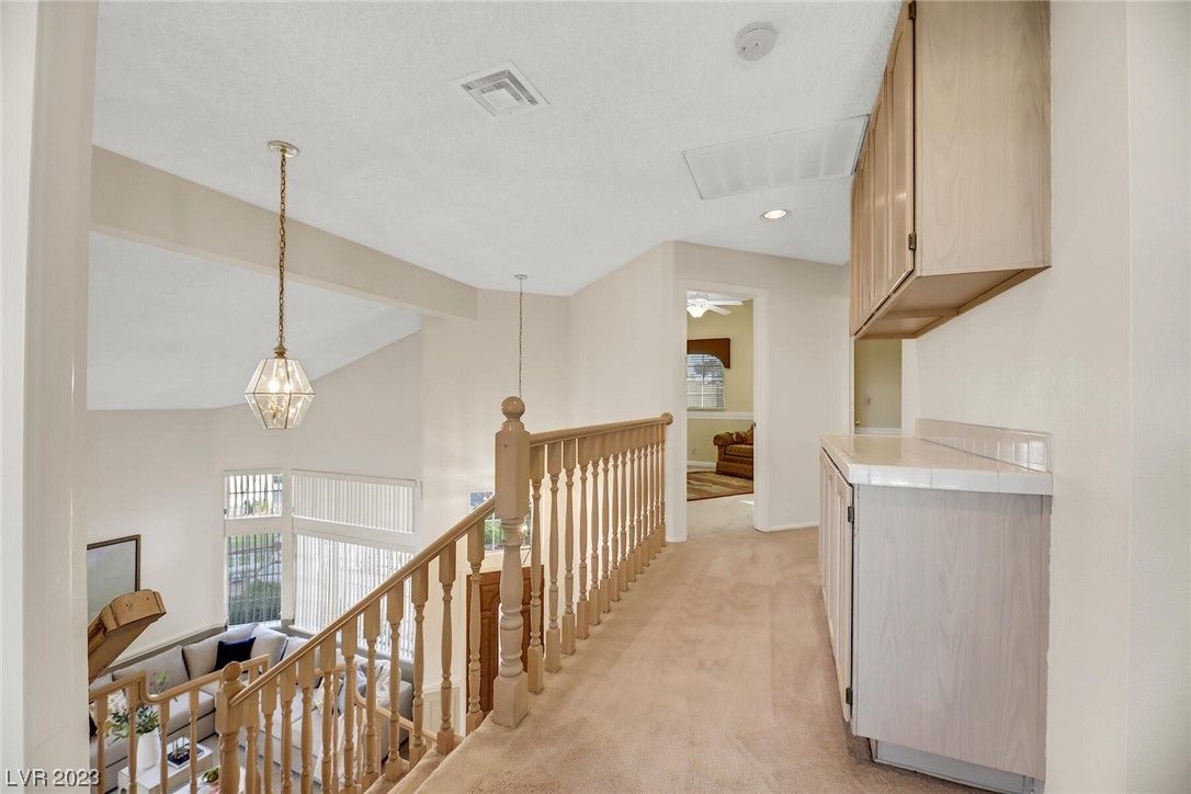 8432 Dry Cliff Circle