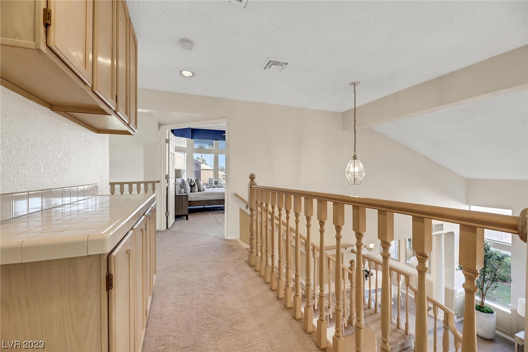 8432 Dry Cliff Circle