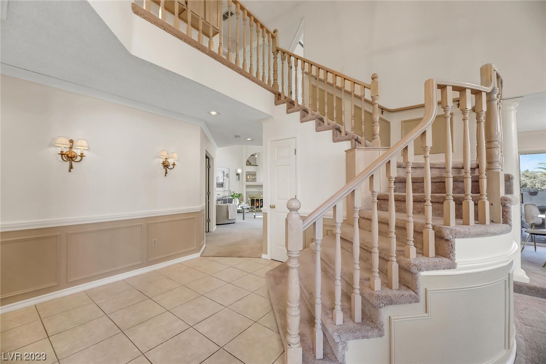 8432 Dry Cliff Circle
