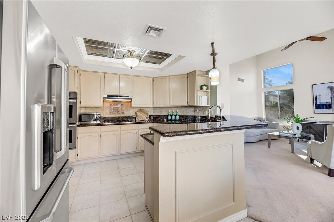8432 Dry Cliff Circle