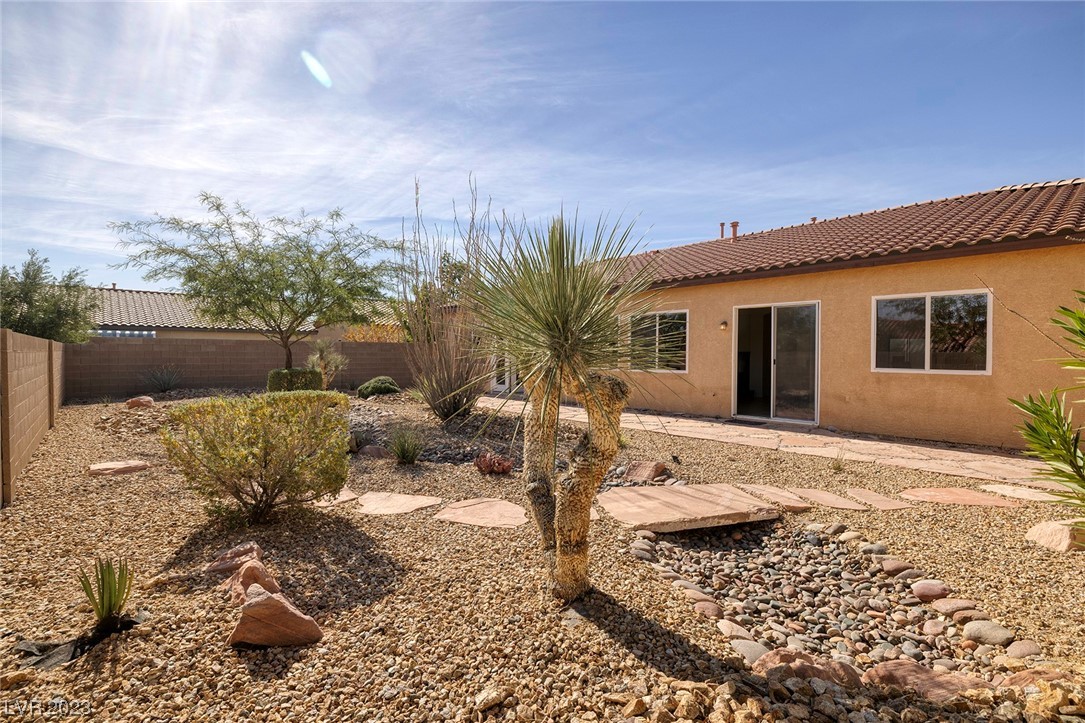 7906 Fieldcreek Court