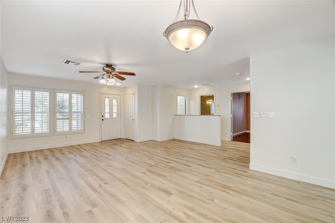 4309 Robins Ridge Drive