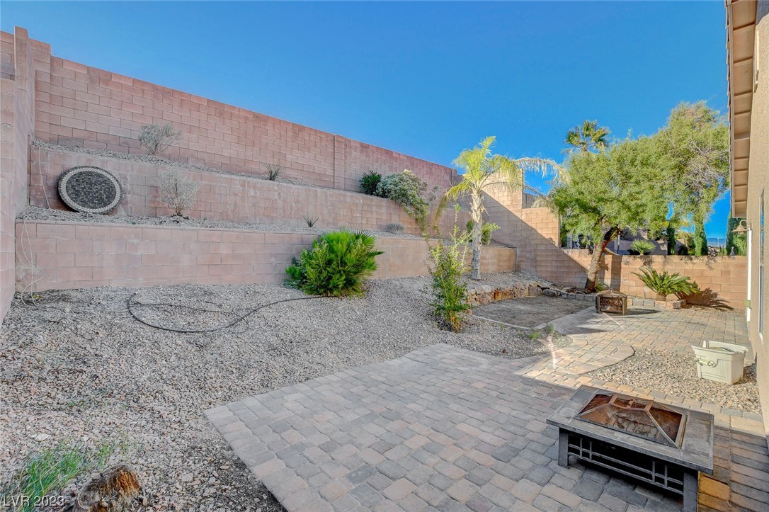 4309 Robins Ridge Drive