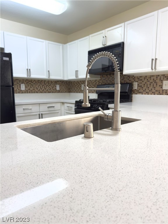 9140 Gabardine Avenue