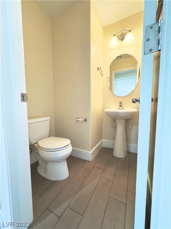 9140 Gabardine Avenue