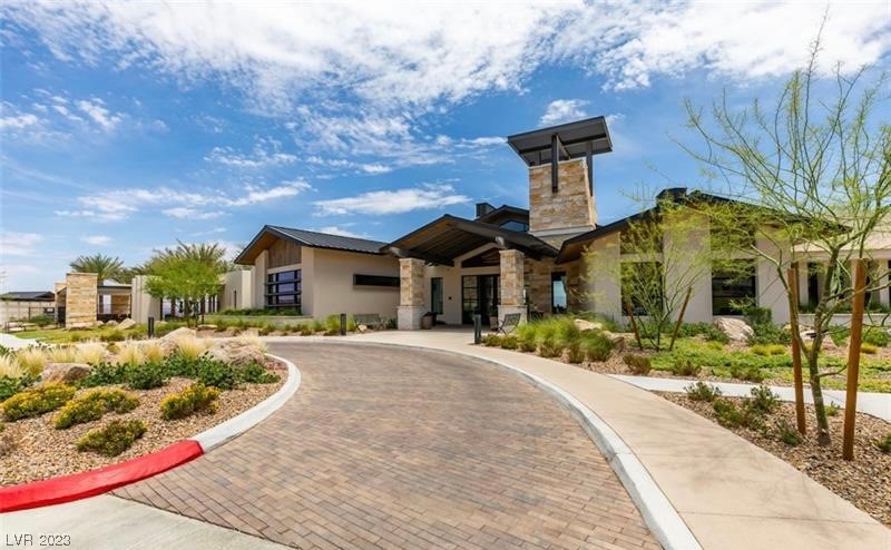 72 Mirage View Drive