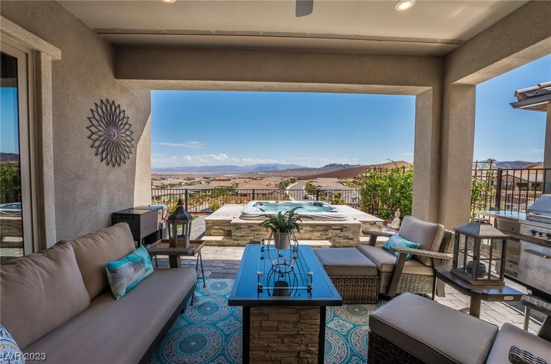 72 Mirage View Drive