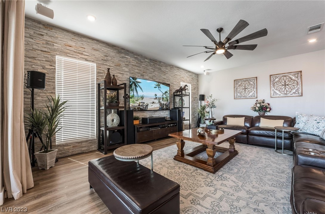 72 Mirage View Drive