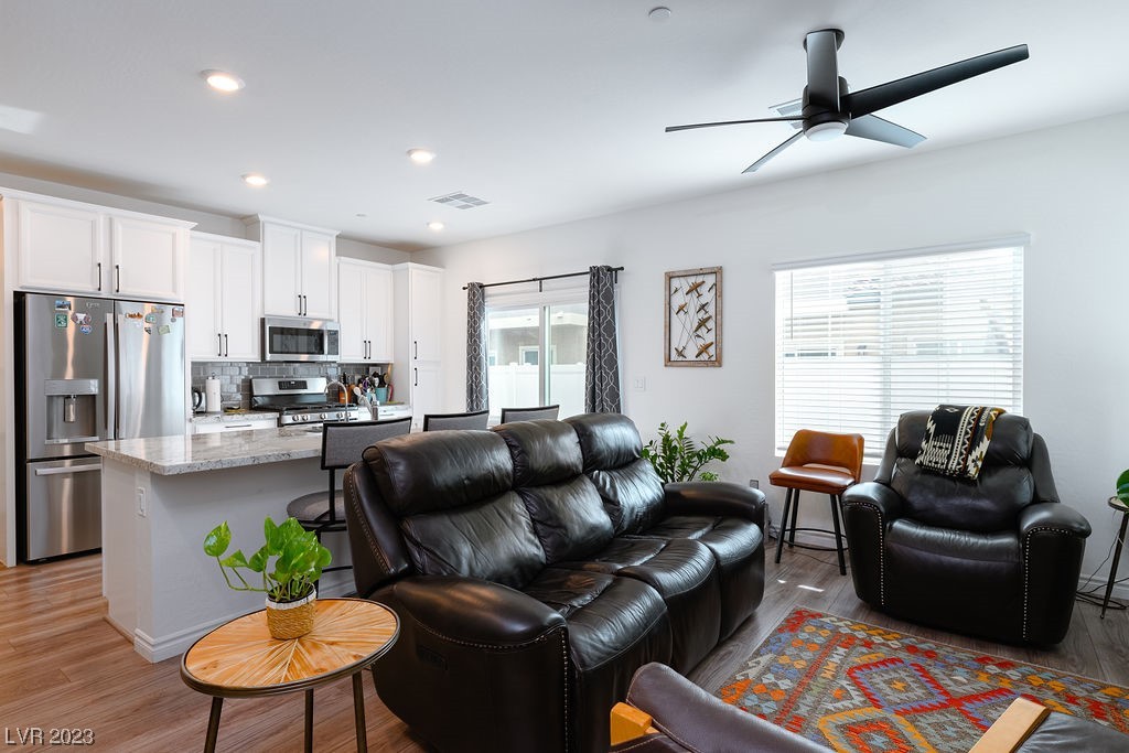 7352 Decatur Boulevard 2