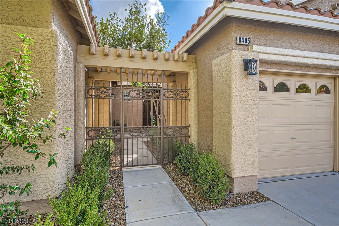 8405 Willow Point Court