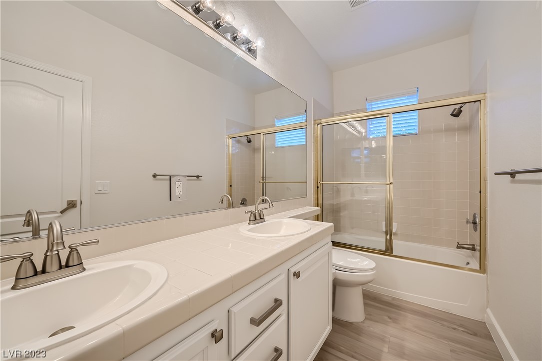 8405 Willow Point Court