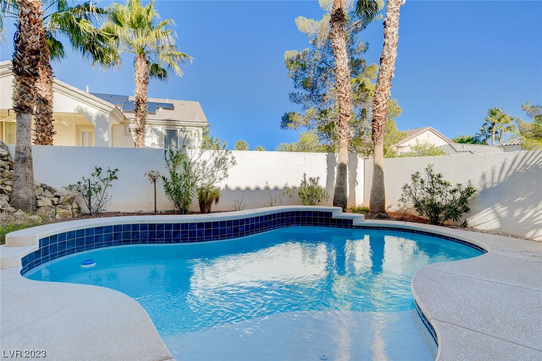 70 Perennial Border Court