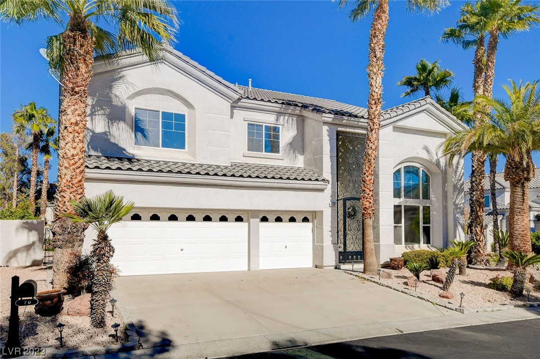 70 Perennial Border Court