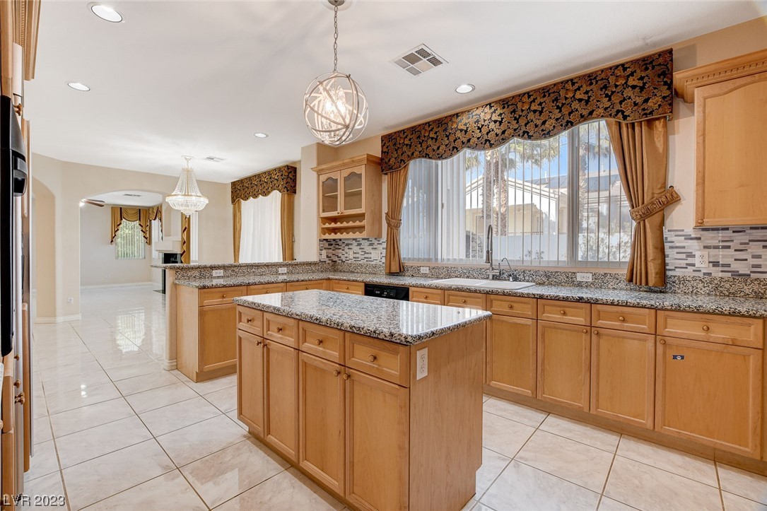 70 Perennial Border Court