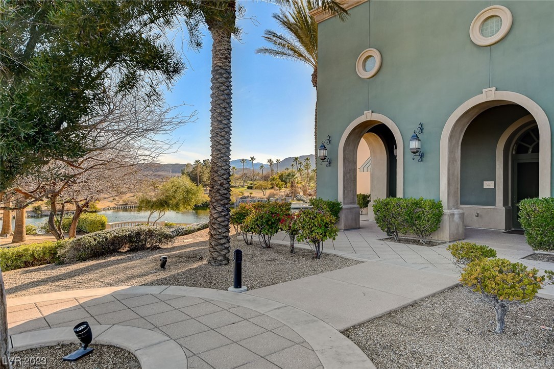 4151 Agosta Luna Place