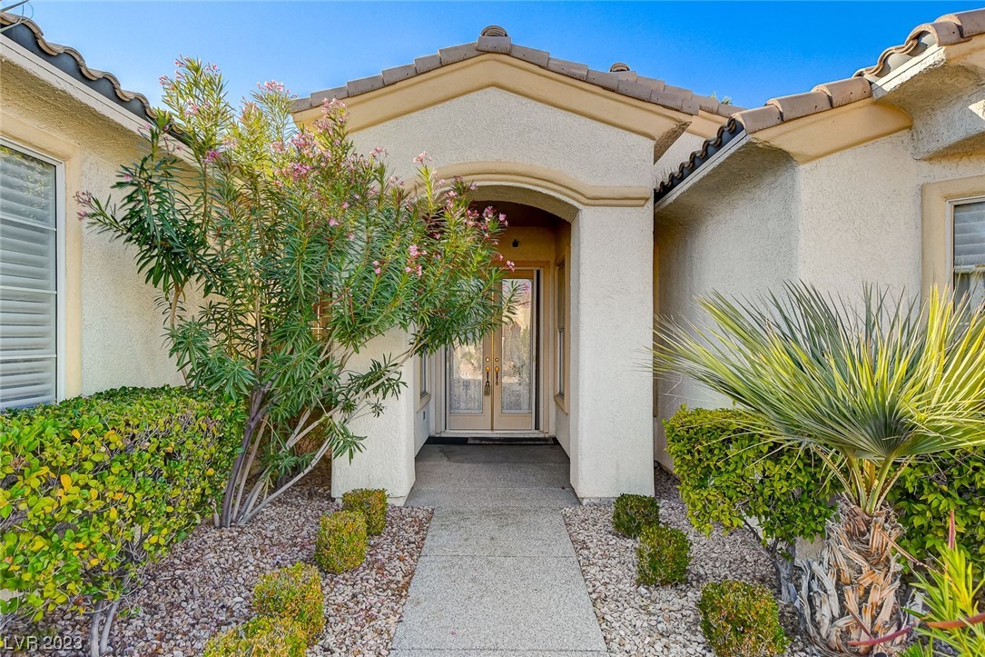 4151 Agosta Luna Place