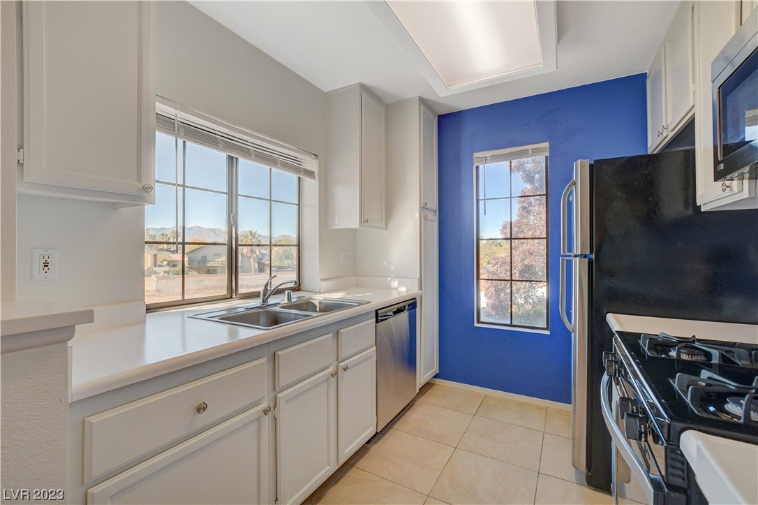 4831 South Torrey Pines Drive 204