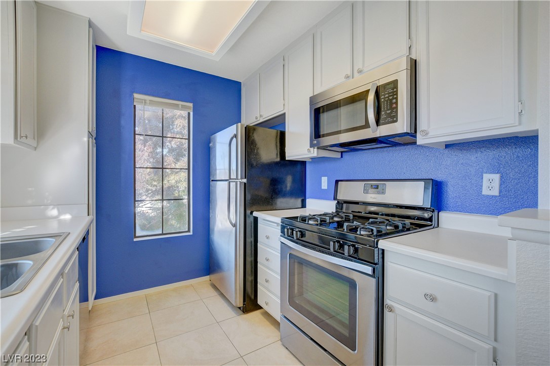 4831 South Torrey Pines Drive 204
