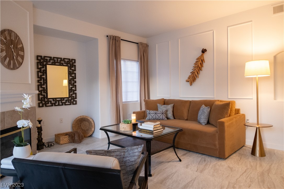 3318 North Decatur Boulevard 1160
