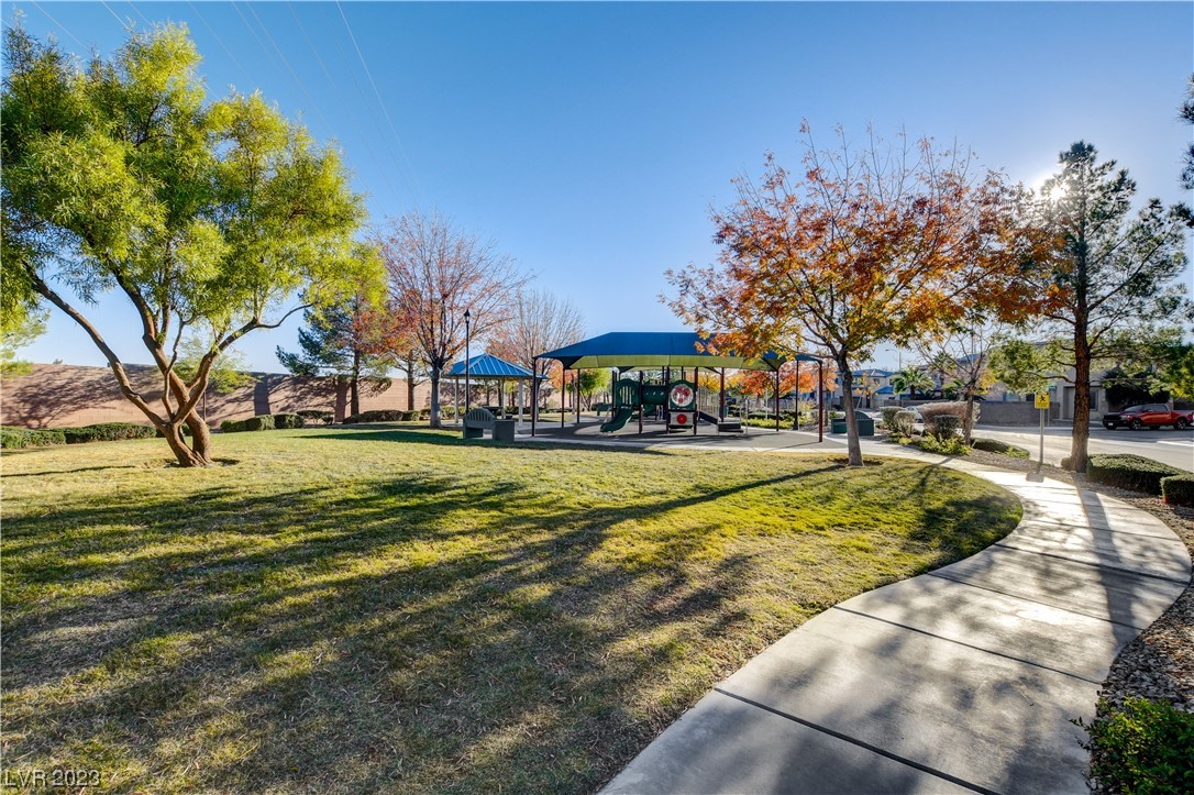 5274 Paiute Pine Court