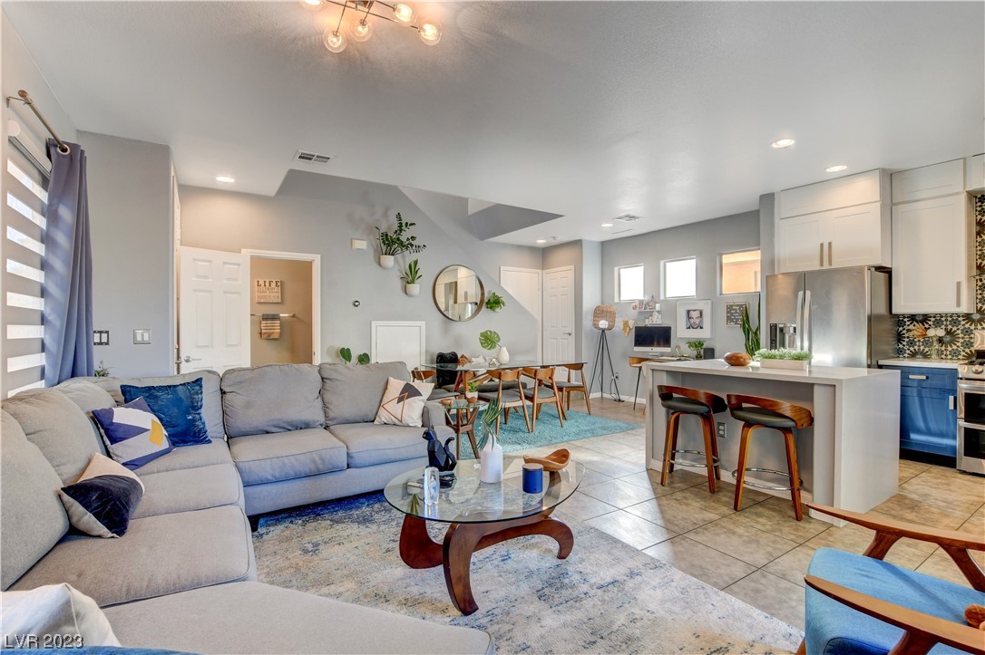 5274 Paiute Pine Court