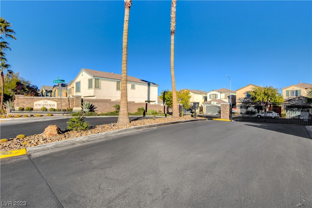 5274 Paiute Pine Court