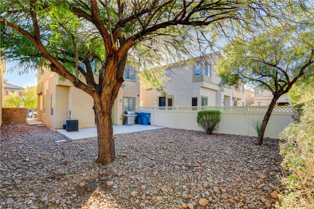 5274 Paiute Pine Court