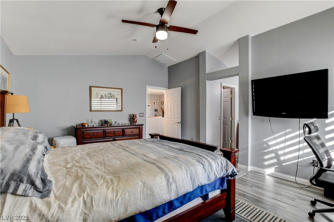 5274 Paiute Pine Court