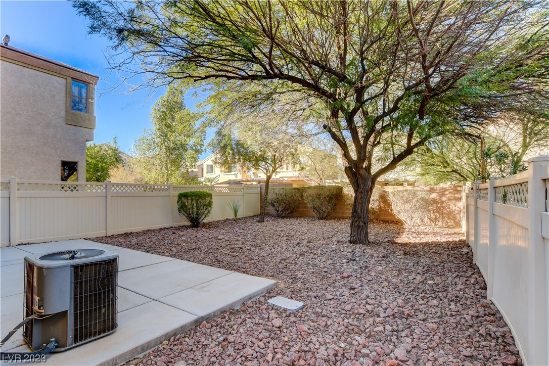 5274 Paiute Pine Court