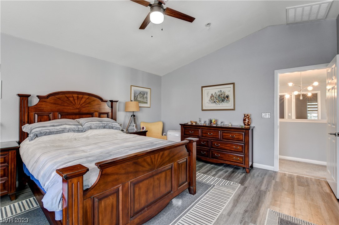 5274 Paiute Pine Court