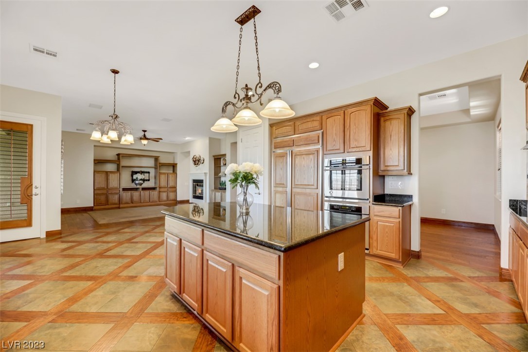 2675 Parisian Court
