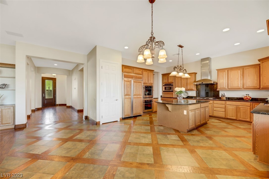 2675 Parisian Court