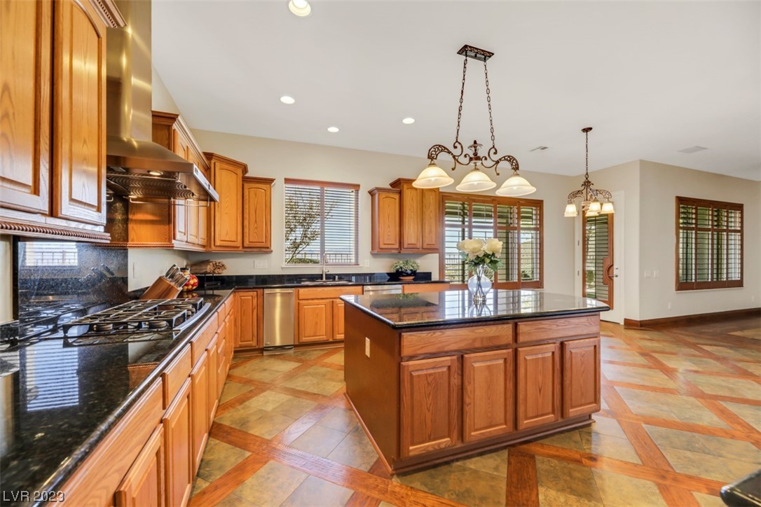 2675 Parisian Court
