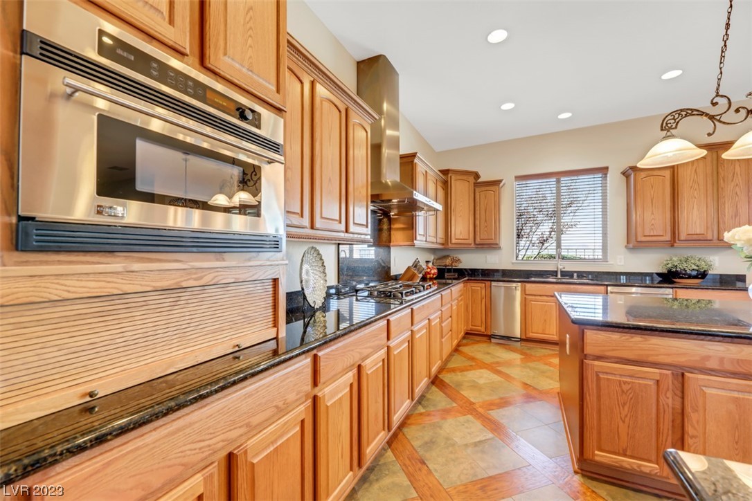 2675 Parisian Court
