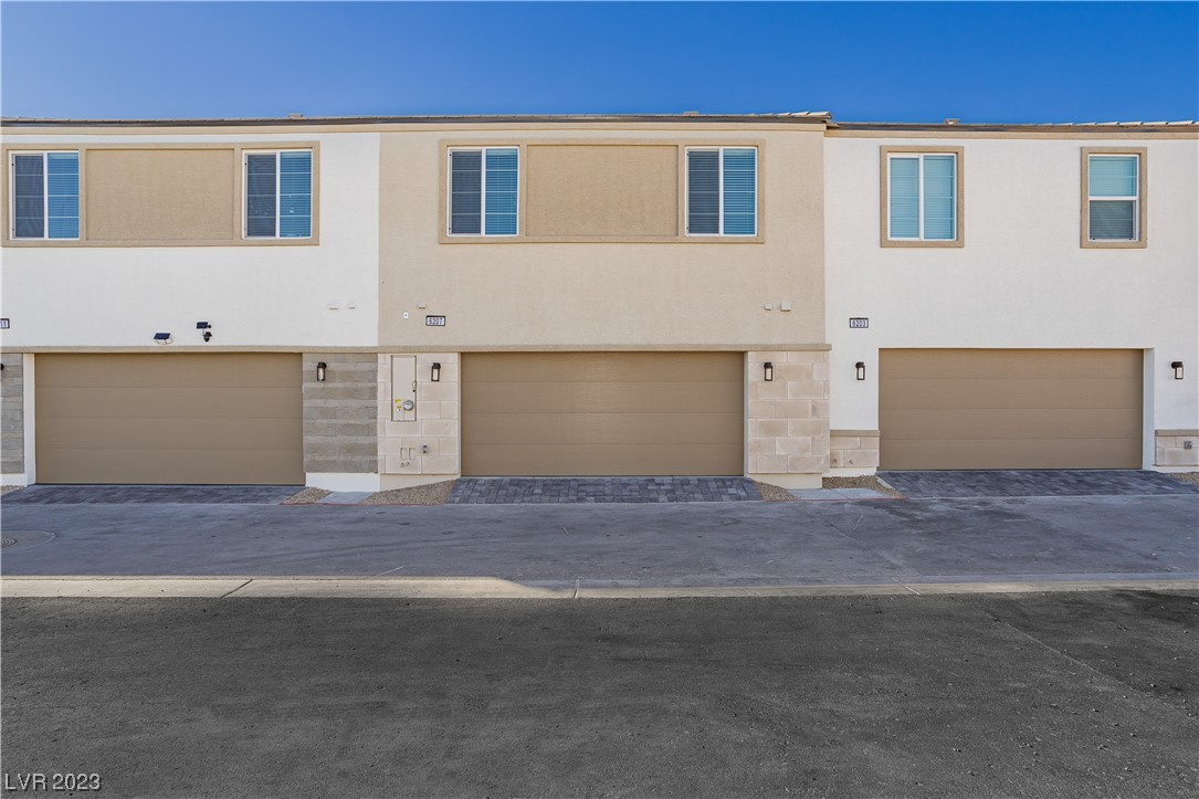 6207 Runestone Street