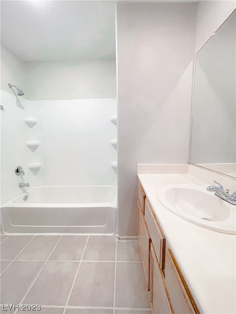 5472 Dungaree Street