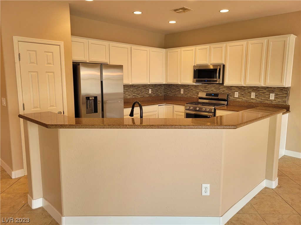 7456 Chipping Sparrow Street