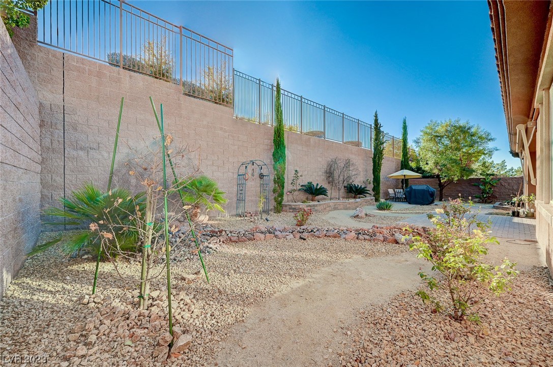 2828 Josephine Drive