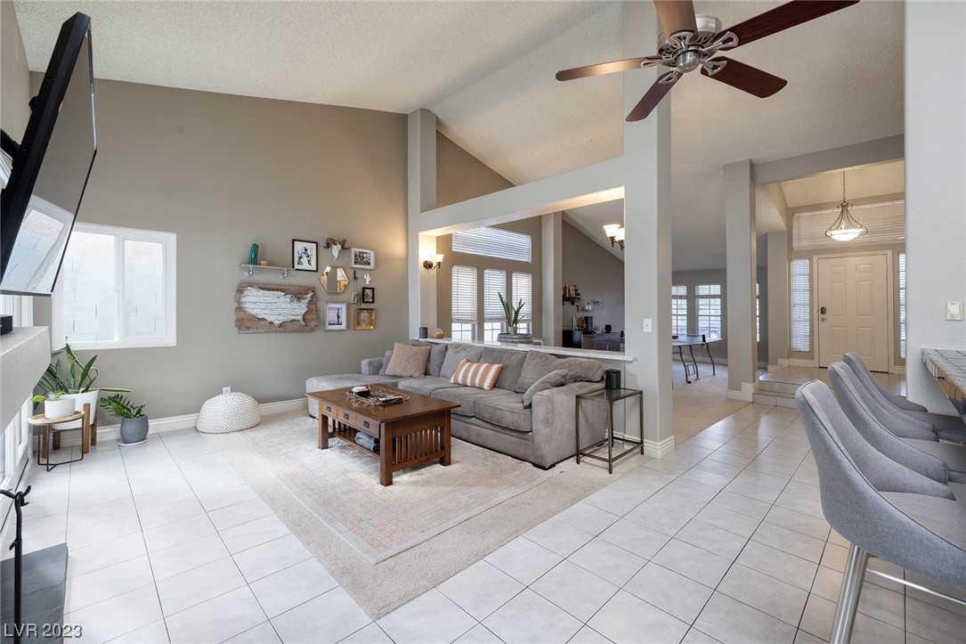 320 Vallarte Drive