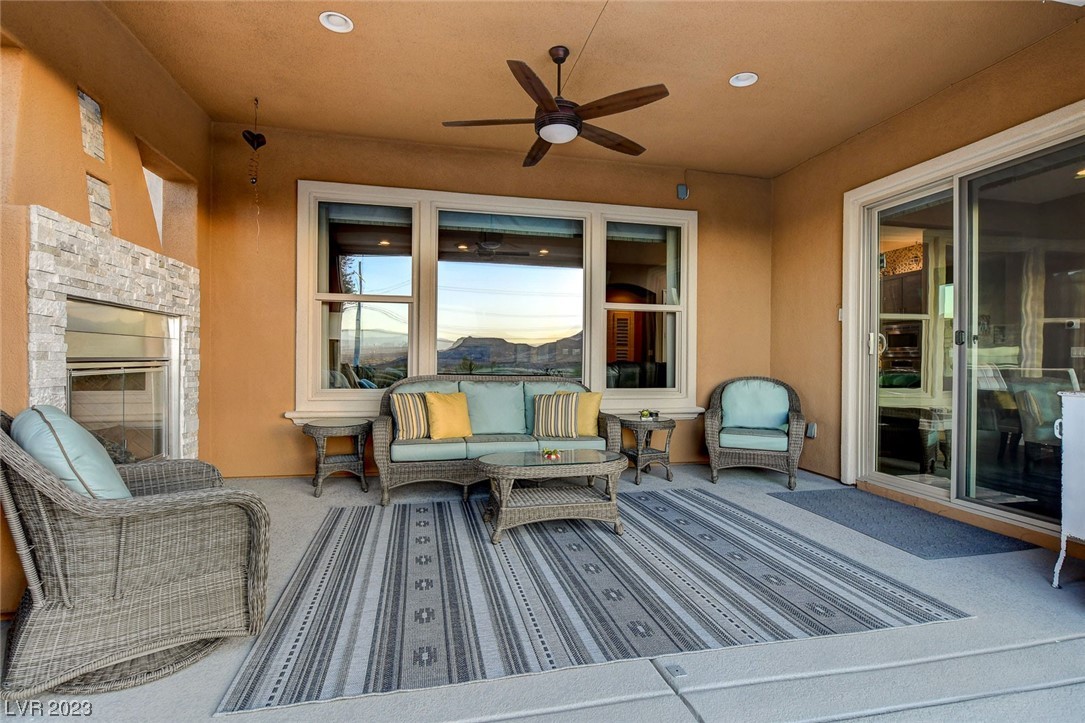 19 Contrada Fiore Drive