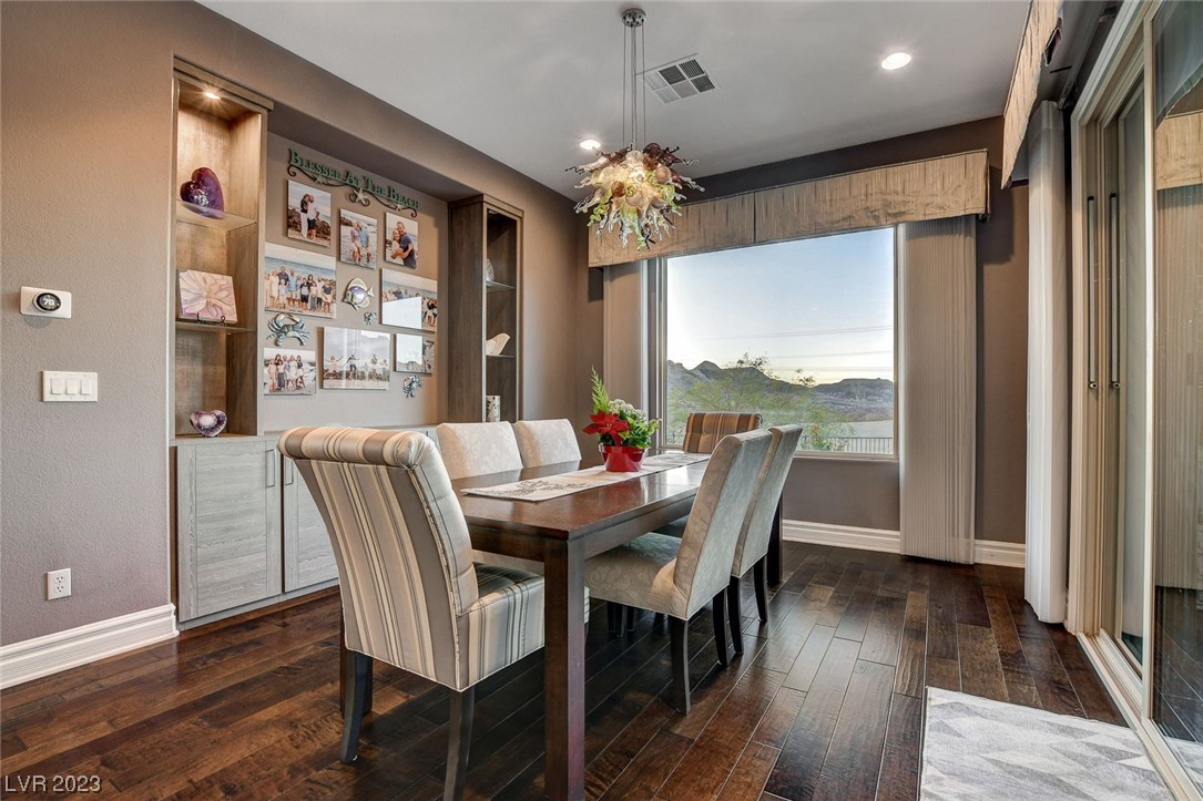 19 Contrada Fiore Drive